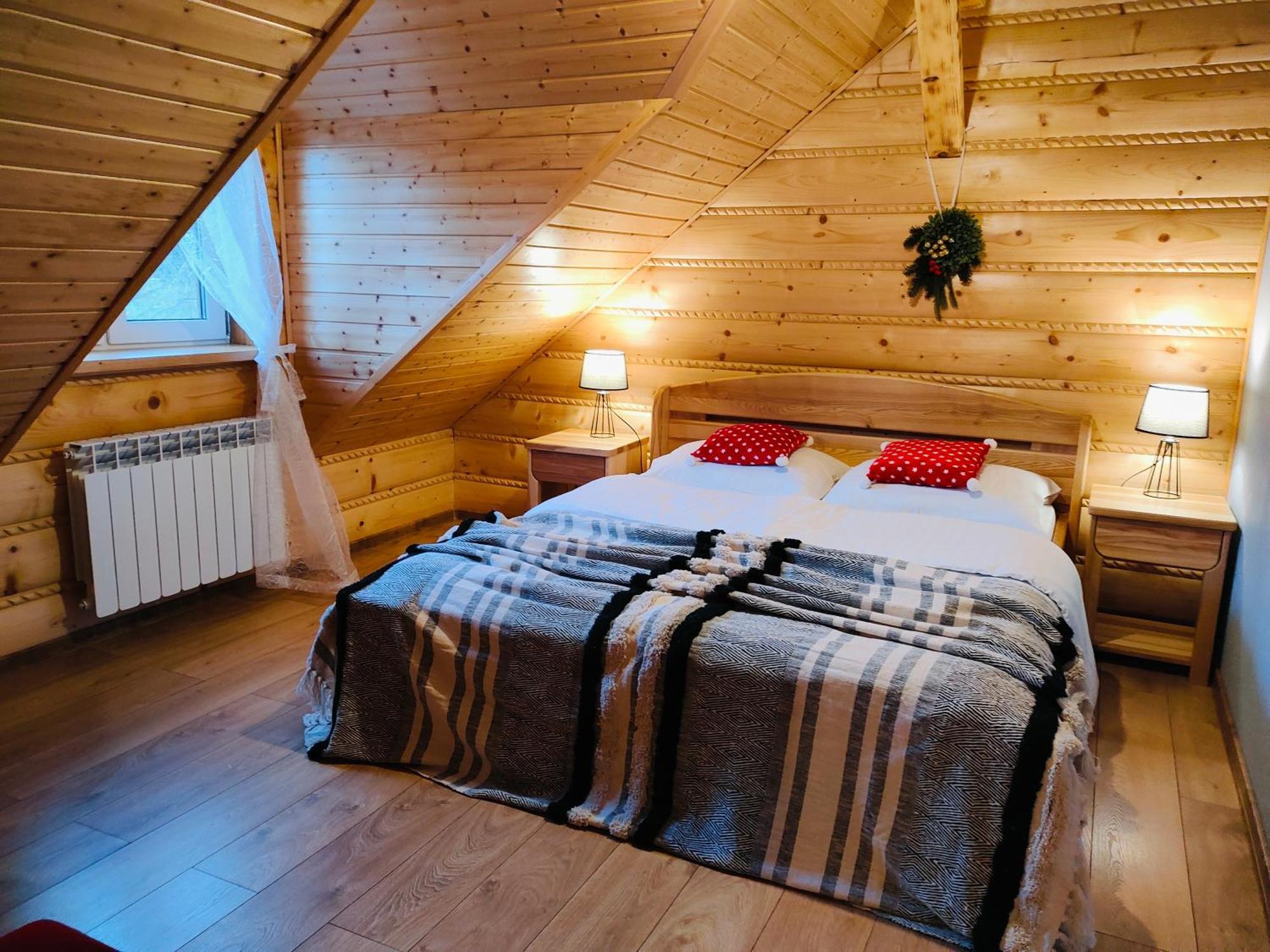 Chata Nad Roztokami Baligród Exteriör bild