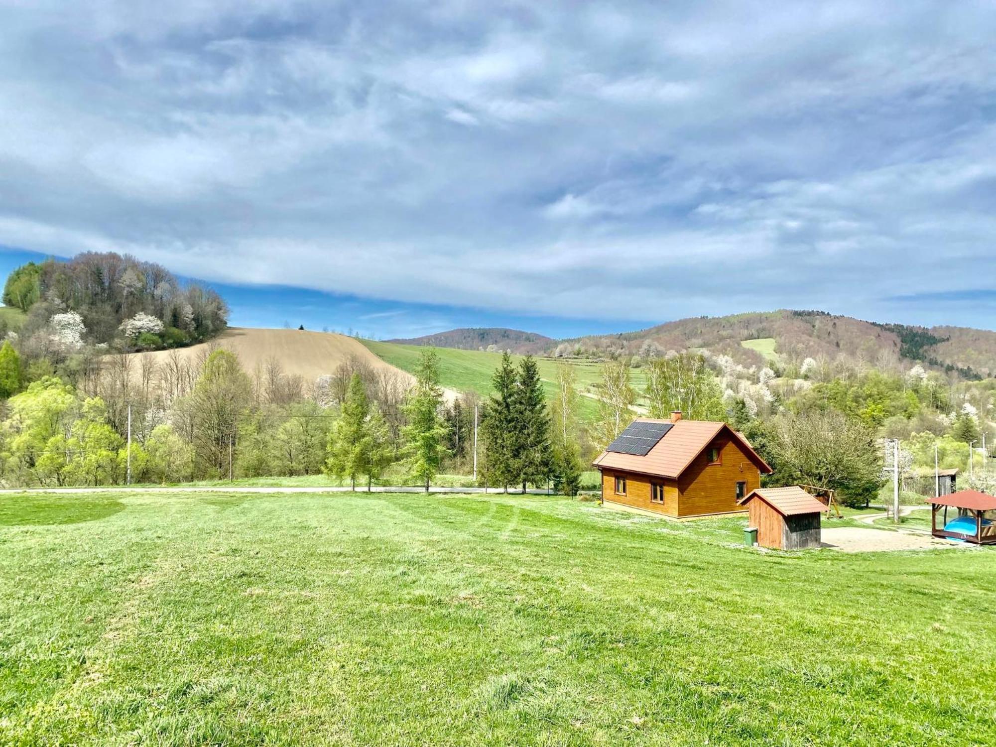 Chata Nad Roztokami Baligród Exteriör bild