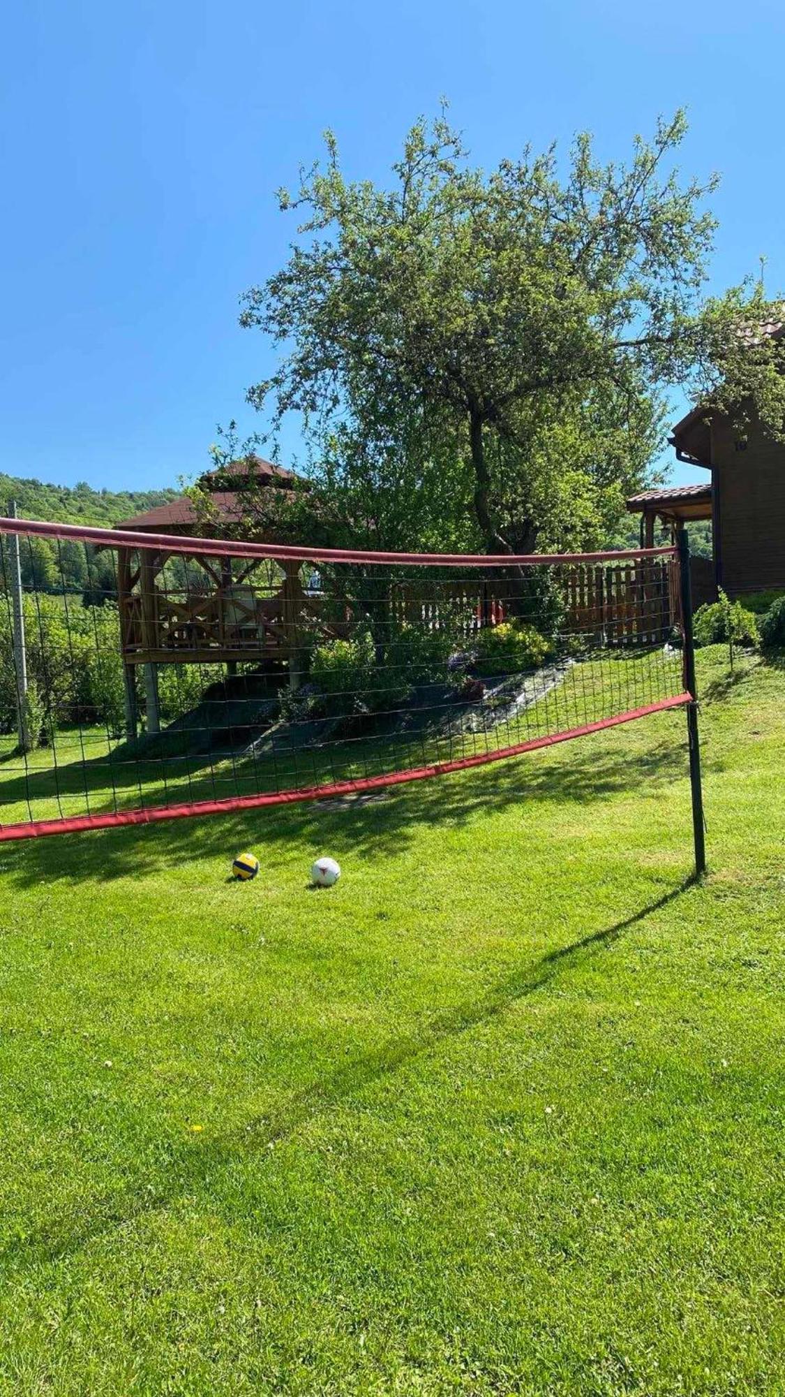 Chata Nad Roztokami Baligród Exteriör bild